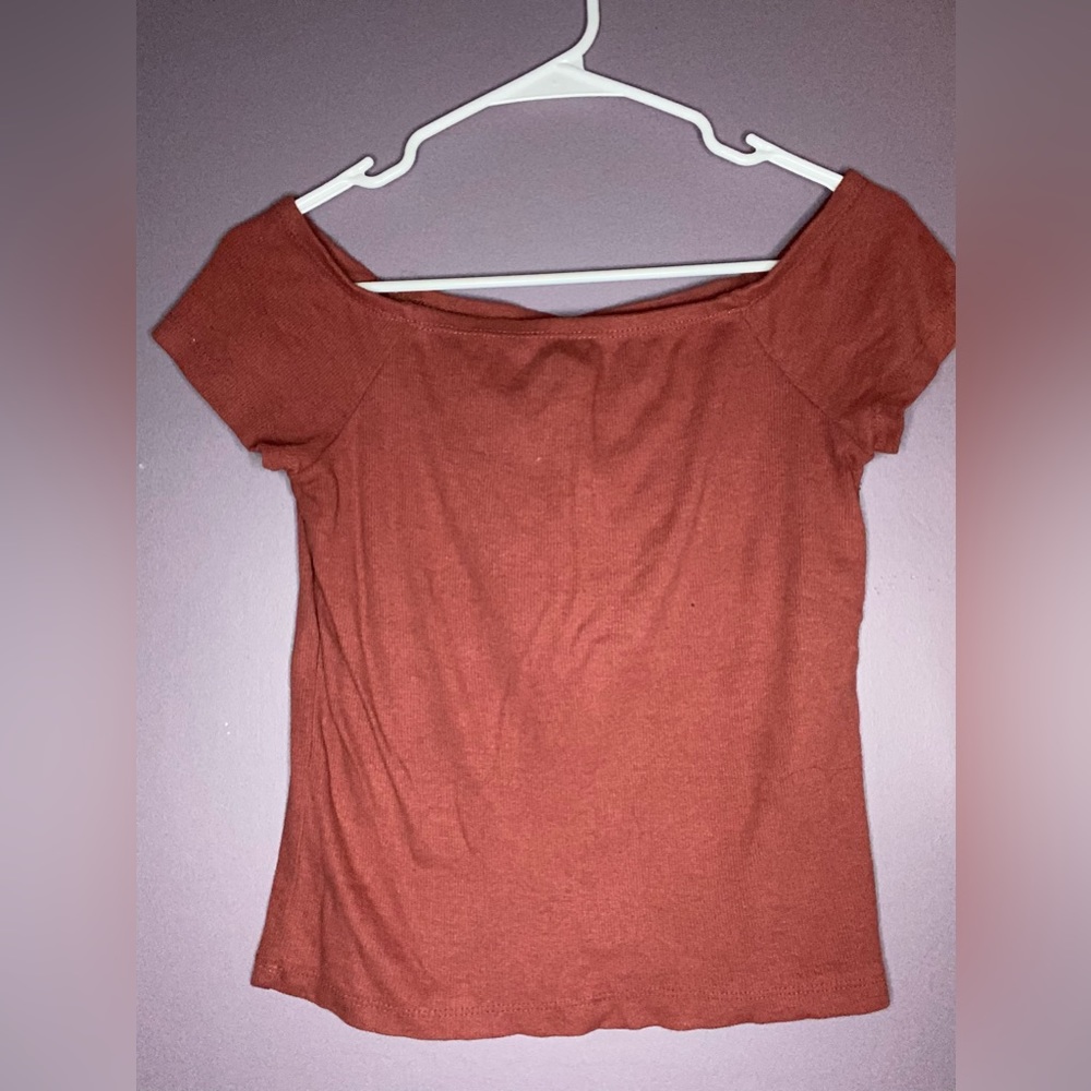 Off The Shoulder Cropped Top Size Medium